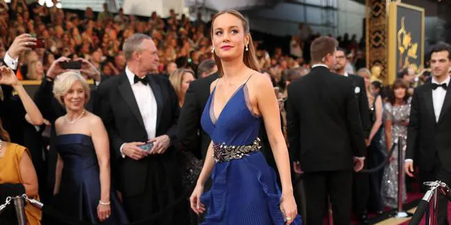 Brie Larson Sukses Sabet Best Actress, Kalahkan Jennifer Lawrence