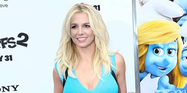 Britney Spears Hadiri Premiere 'THE SMURFS 2' Bareng Dua Putranya