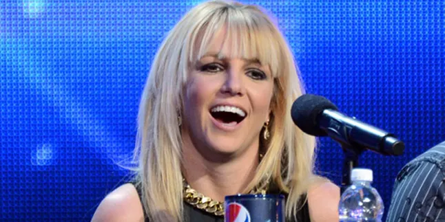 Britney Spears Selingkuh Dengan Adik Ipar? Hoax!