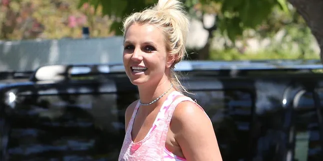 Britney Spears: 'Work B*tch' Adalah Bahasa 'Gaul' Untuk Semua Orang