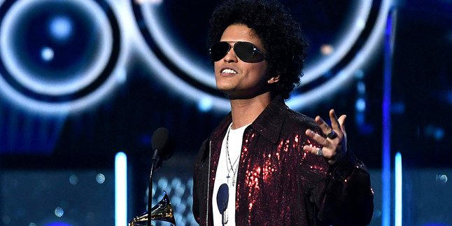 Bruno Mars Bakal Bergabung dan Berduet Dengan Janet Jackson di Album Terbarunya