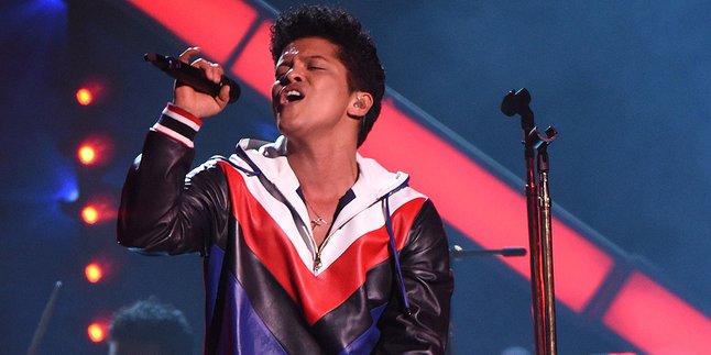 Bruno Mars Umumkan Sosok Pengganti Cardi B Untuk '24K Magic Tour'