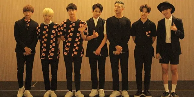 BTS Fan Meeting di Jakarta, Rap Monster Dapat Kue Ulang Tahun BTS Fan Meeting di Jakarta, Rap Monster Dapat Kue Ulang Tahun