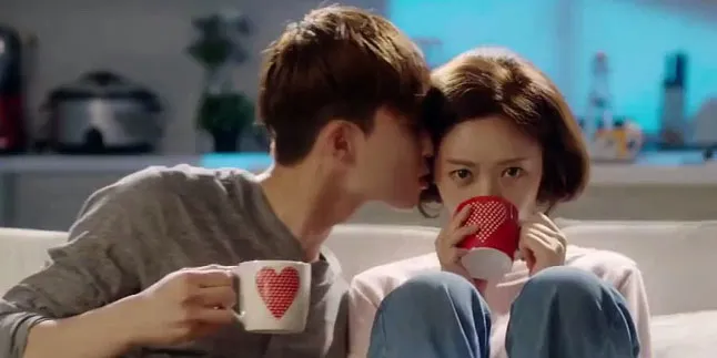 BTS 'She Was Pretty', Hwang Jung Eum & Park Seo Jun Makin Mesra BTS 'She Was Pretty', Hwang Jung Eum & Park Seo Jun Makin Mesra