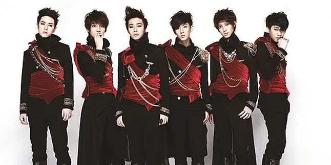 Buang 30 Ribu Kopi Album, Boyfriend Tunda Perilisan