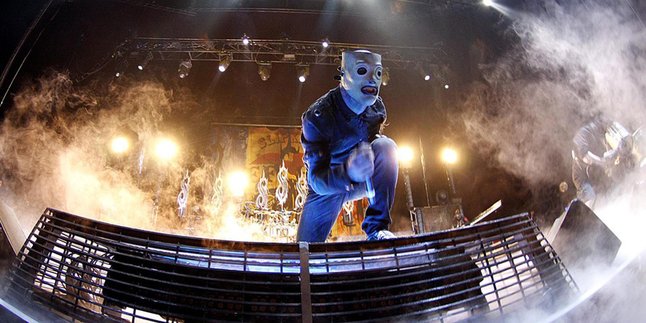 Buat Slipknot, Inggris Paling Cocok Untuk Mengawali Kekacauan!