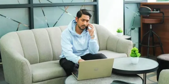 Buka Bisnis Baru, Arya Saloka Gandeng Noverizky Luncurkan Novo Coffeeworking Space di Kema 