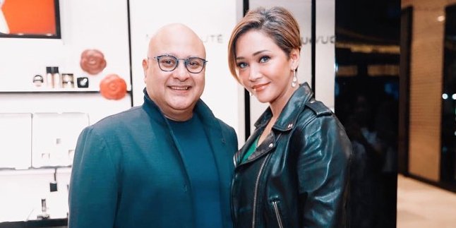Openly, Maia Estianty Admits Her Life is More Peaceful Since Marrying Irwan Mussry