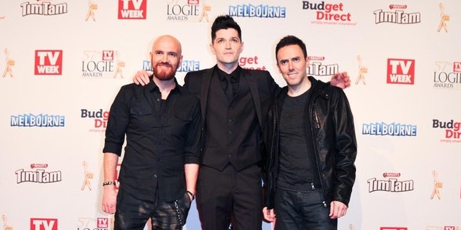 The Script Buka 'Road to Grand Final Indonesian Idol 2018', Bawakan Dua Lagu