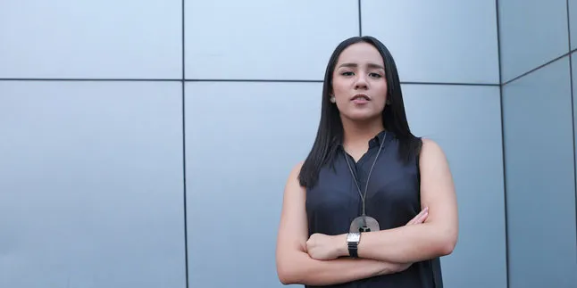 Bukan BMW, Ini Lho Kado Ulang Tahun Dari Adri Untuk Angel Pieters Bukan BMW, Ini Lho Kado Ulang Tahun Dari Adri Untuk Angel Pieters