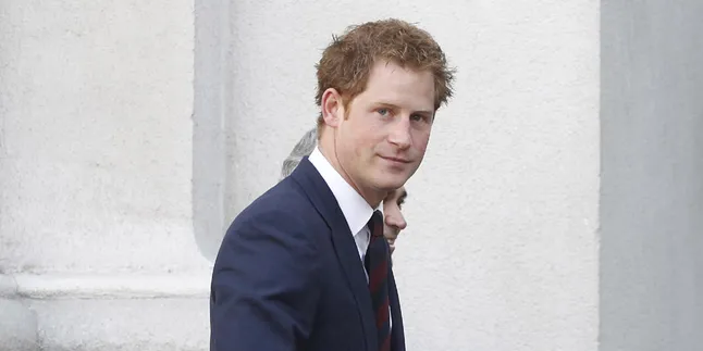 Bukan Cressida Bonas, Pangeran Harry Lengket Dengan Wanita Lain Bukan Cressida Bonas, Pangeran Harry Lengket Dengan Wanita Lain