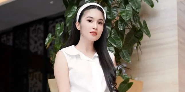 Bukan Dirinya, Sandra Dewi Ungkap Wanita Tercantik di Keluarganya Bukan Dirinya, Sandra Dewi Ungkap Wanita Tercantik di Keluarganya