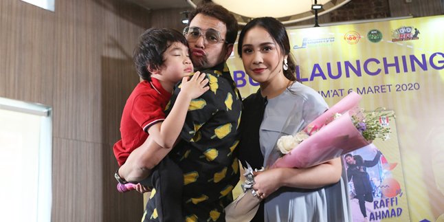 Not Just for Show, Raffi Ahmad Buys Disinfectant Box to Protect His Family and Team