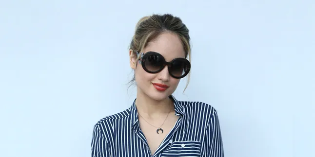 Bukan Make Up Tebal, Ini Rahasia Cantik Ala Cinta Laura