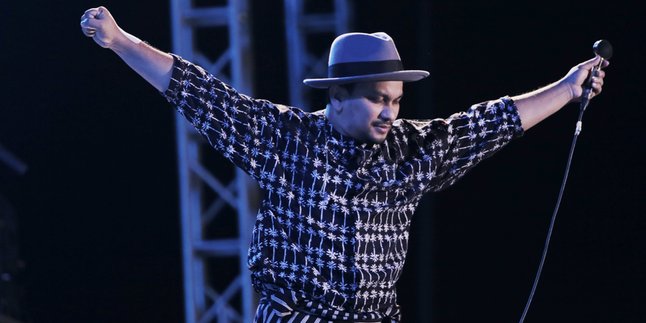 Bukan Mundur, Tompi Akui Akan Mulai Kurangi Jadwal Tampilnya di Dunia Musik