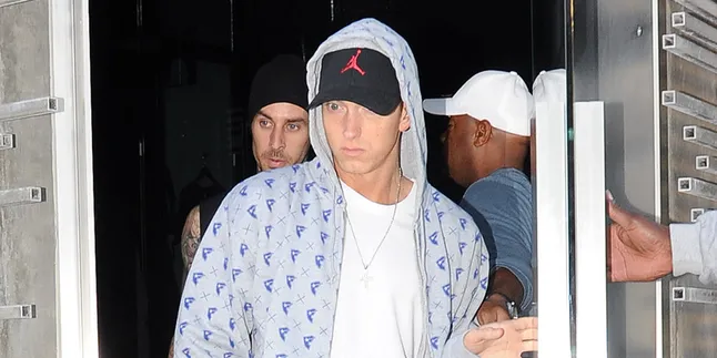 Bukan Narkoba, Ternyata Ini Yang Bikin Wajah Eminem Jadi Keriput