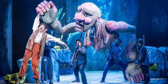Bukan Sekadar Cerita Anak, Roald Dahl's The BFG Ajak Penonton Masuk Dunia Mimpi di Singapura