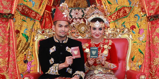 Bulan Madu, Teuku Wisnu-Shireen Sungkar ke Norwegia Bulan Madu, Teuku Wisnu-Shireen Sungkar ke Norwegia