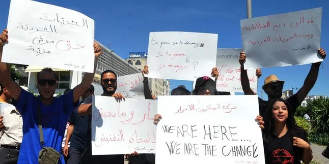 Bulan Puasa, Warga Tunisia Demo Tuntut Boleh Makan di Depan Umum