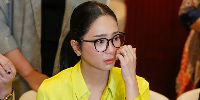 Bunga Zainal Cries Sharing the Chronology of the Fraud Committed by Her Closest Friend