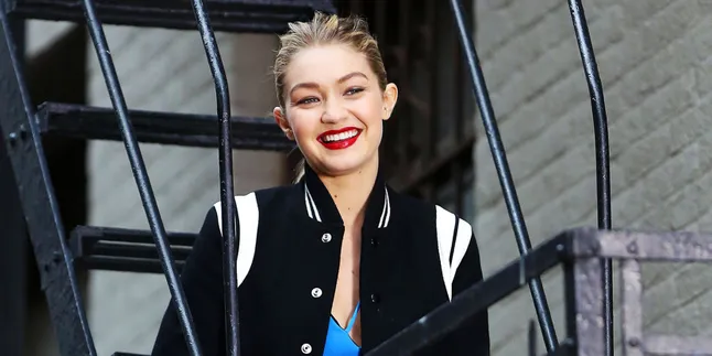Burgernya Dipuji Ramsey, Gigi Hadid Menang Celebrity Masterchef