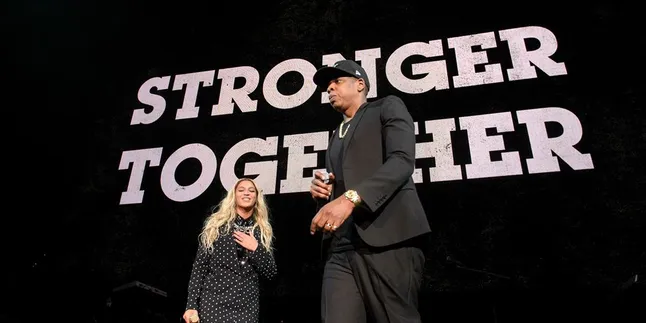 Beyonce dan Jay Z Kejutkan Fans Dengan Beasiswa 1,5 Miliar di Konser Mereka