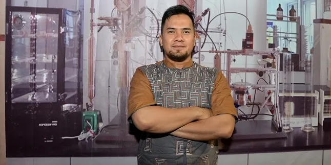 Cabuli Remaja Pria, Pedangdut Saipul Jamiell Diperiksa Polisi Cabuli Remaja Pria, Pedangdut Saipul Jamiell Diperiksa Polisi