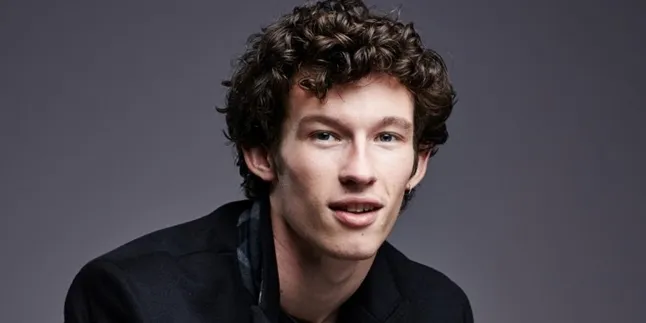 Callum Turner Bakal Bermain Dalam Sequel Film 'FANTASTIC BEASTS'