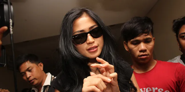 Calon Suami Jessica Iskandar Masih Brondong Calon Suami Jessica Iskandar Masih Brondong