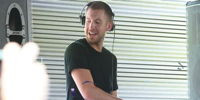 Calvin Harris Pinang 3 Bidadari Cantik Untuk Ramaikan MOTION