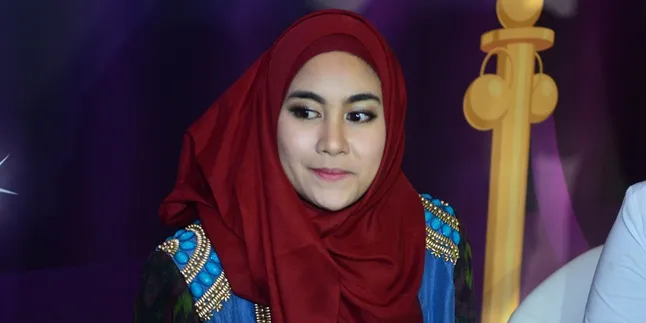 Cantik Berhijab, Begini Proses dan Cerita Hijrah Anisa Rahma