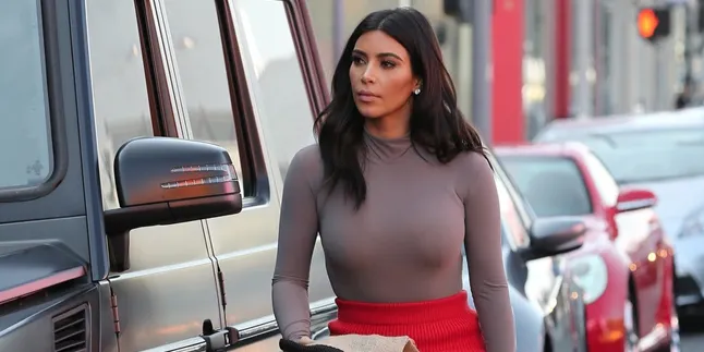 Cantik dan Kalem, Kim Kardashian Diam-Diam Jadi Psikopat? Cantik dan Kalem, Kim Kardashian Diam-Diam Jadi Psikopat?