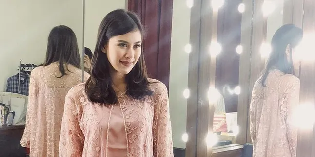 Cantik Meneduhkan, Saat Syahnaz Sadiqah Pakai Hijab Cantik Meneduhkan, Saat Syahnaz Sadiqah Pakai Hijab