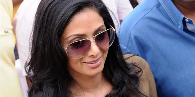 Cantiknya Sridevi Saat Berdandan Ala Hollywood