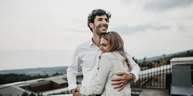 Caption Bucin Aesthetic Inggris: Ungkapan Romantis untuk Media Sosial