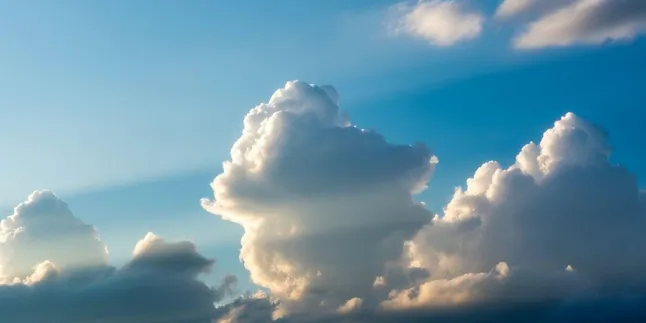Caption Langit Cerah: Inspirasi Kata-kata Indah untuk Media Sosial