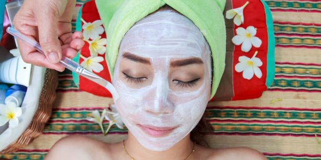 Cara Ampuh Mengatasi Wajah Berminyak, Cukup Campurkan Buah Ini dengan Masker Cendana