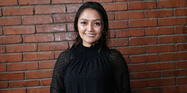 Cara Baru Siti Badriah, Menyapa & Bergoyang Secara Live Streaming