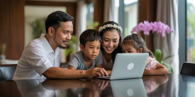 Cara Cek KK Online: Panduan Lengkap Mengecek Kartu Keluarga Digital