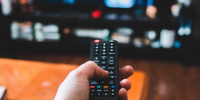 7 Cara Koneksi HP ke TV dengan Kabel Atau Tanpa Kabel dengan Mudah