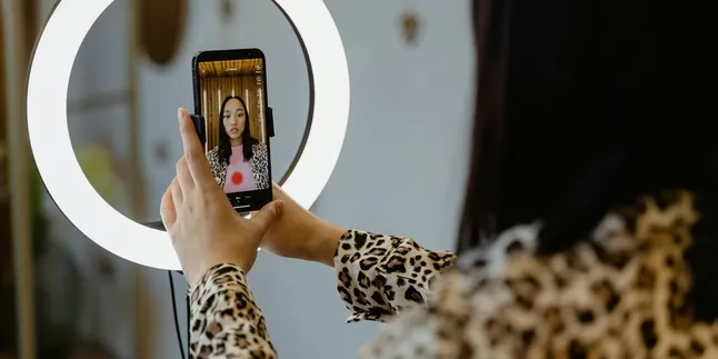 Cara Live Stream YouTube di HP: Panduan Lengkap untuk Pemula