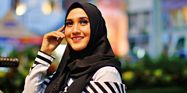 How to Wear Pashmina Hijab with 5 Models, Only Using One Needle - Simple and Trendy