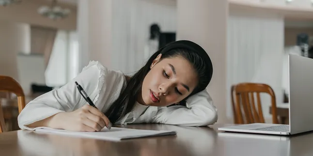 Cara Membuat Sinopsis Buku dengan Mudah, Ketahui Dulu Unsur-unsurnya