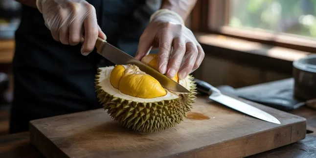 Cara Membuka Durian dengan Mudah dan Aman