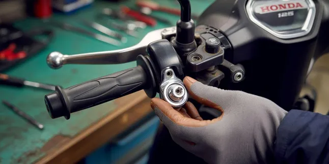 Cara Membuka Kunci Stang Motor Vario 125 yang Terkunci