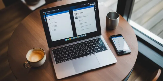 Cara Menggunakan Split Screen di Laptop dan HP untuk Multitasking Lebih Efisien
