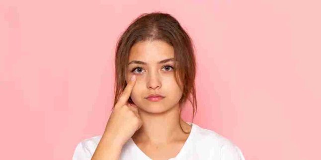 How to Get Rid of Dark Eye Bags with Coffee Mask