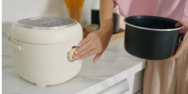Cara Menghindari Nasi Cepat Basi di Rice Cooker, Jangan Sampai Terbuang