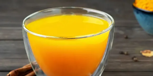 Cara Menurunkan Kolesterol dan Asam Urat Secara Alami dengan 6 Resep Ajaib Seduhan Kunyit Cara Menurunkan Kolesterol dan Asam Urat Secara Alami dengan 6 Resep Ajaib Seduhan Kunyit