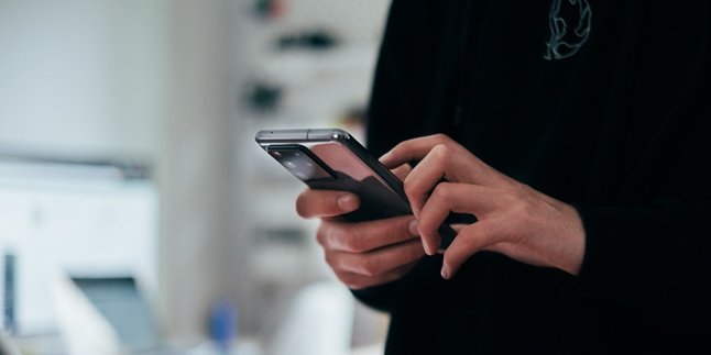 Cara Registrasi Kartu Tri Baru dan Lama Paling Mudah Via SMS Serta Online